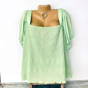 NWT Landa Curve 3X Smocked Green Puff Short Sleeve Elastic Torso Stretchy Top